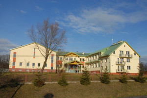budynek Szkoła Podstawowa w Raciborowicach
